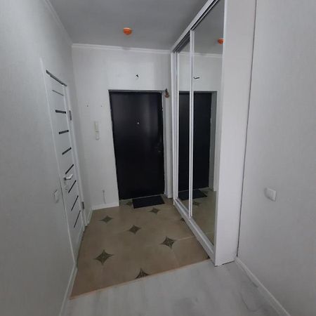 Ferienwohnung Кошкарбаева 45 Б Astana Exterior foto